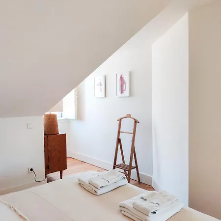 Flh Downtown Modern *